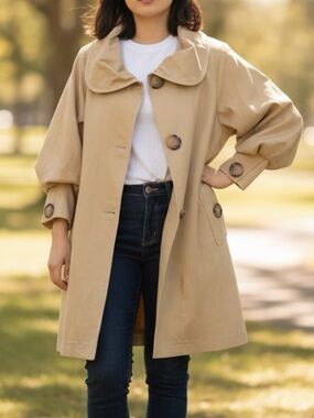 Hazel Beige cotton canvas Coat with Statement Buttons Sz L puff pleated sleeve
